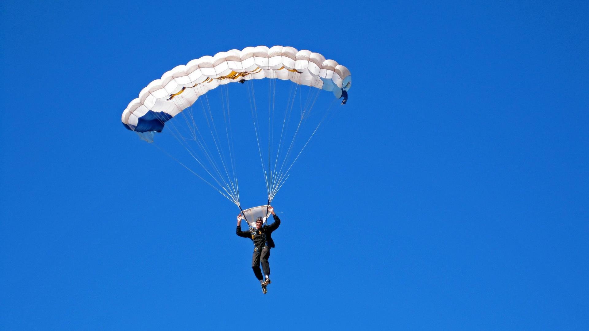 冬奥集训全力备战迎接严峻挑战,冬奥会训练赛